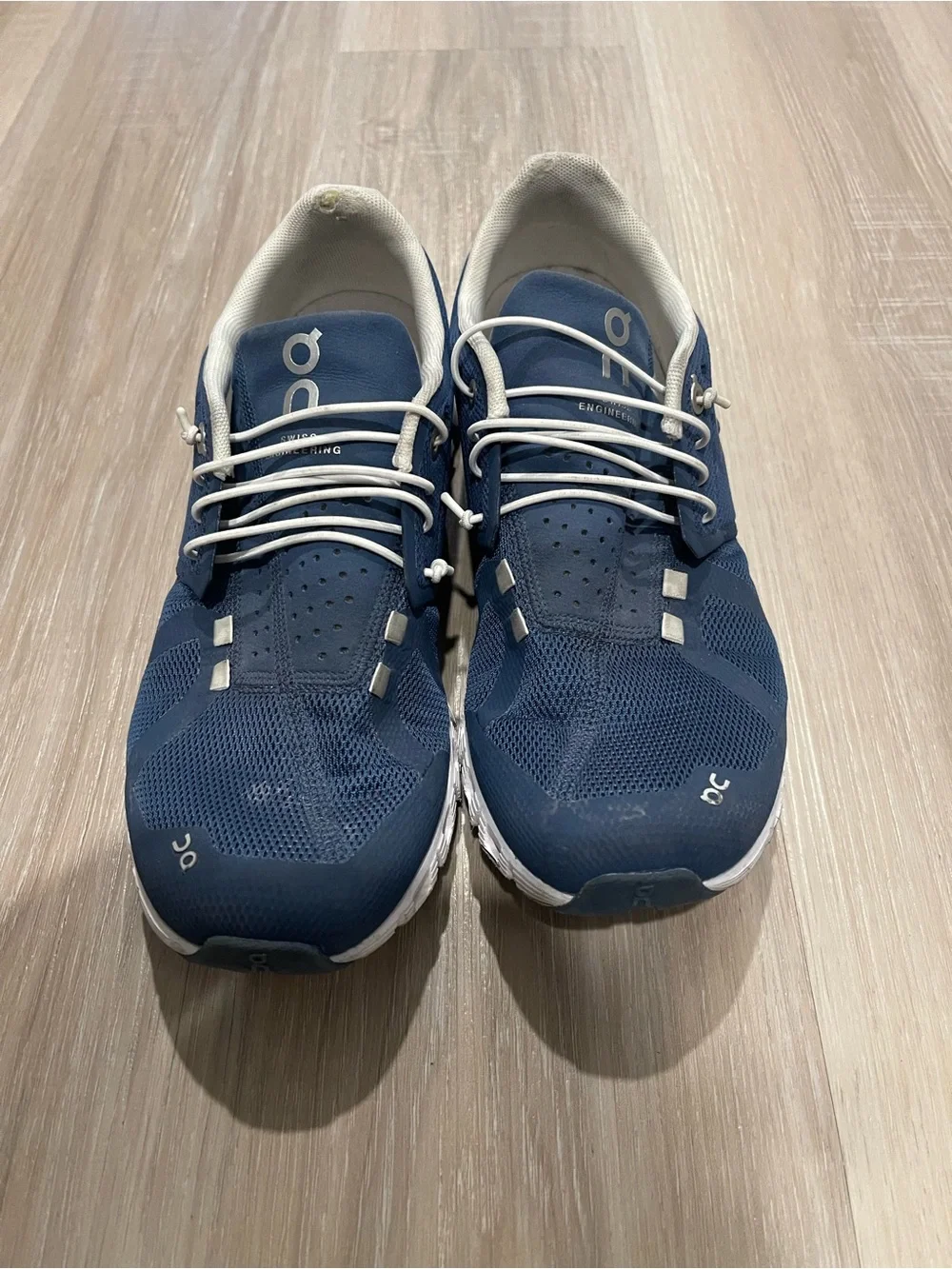 On Running women Cloud Running Sneakers - Navy with White Accents - Picture 2 of 6